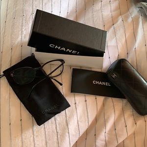 Classy- fits perfectly to your head!